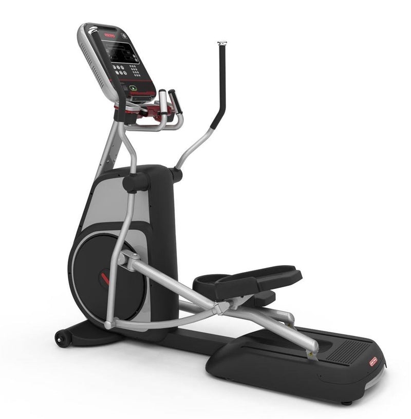 Star Trac 8 Series Cross Trainer