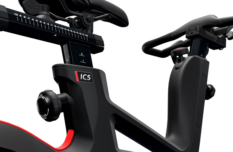 Life Fitness IC5 Group Exercise Bike