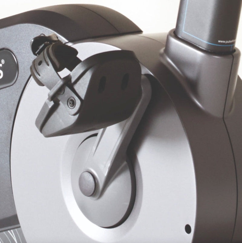 Refurbished Pulse Fitness U-Cycle 240G – Upright Cycle with 7" Cardio Console