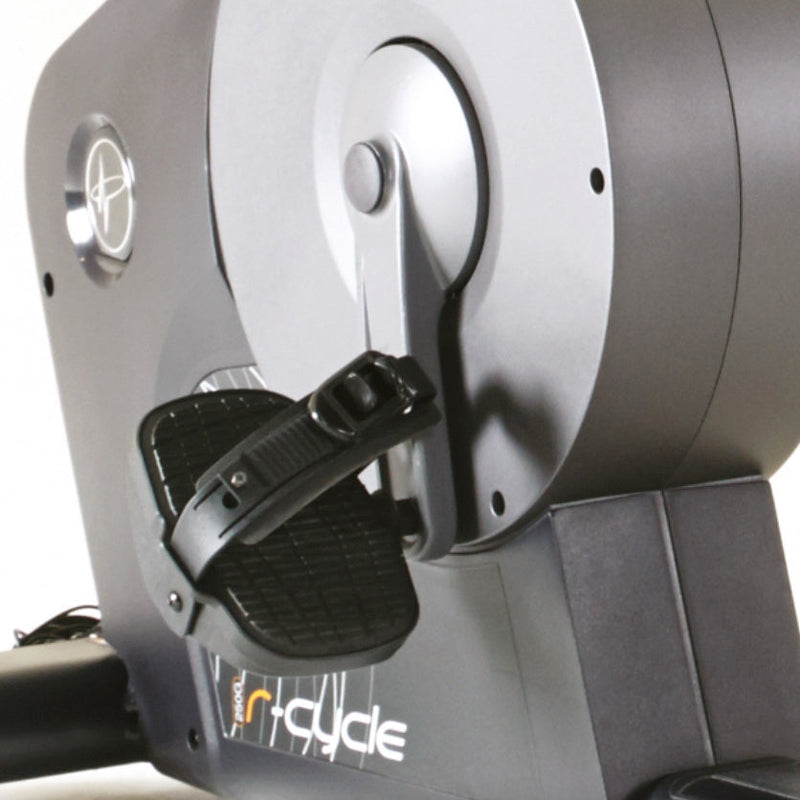 Refurbished Pulse Fitness R-Cycle 250G – Recumbent Cycle with 10” Cardio Console